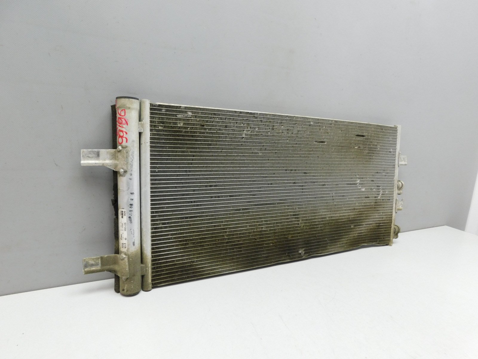 Радиатор кондиционера / конденсер