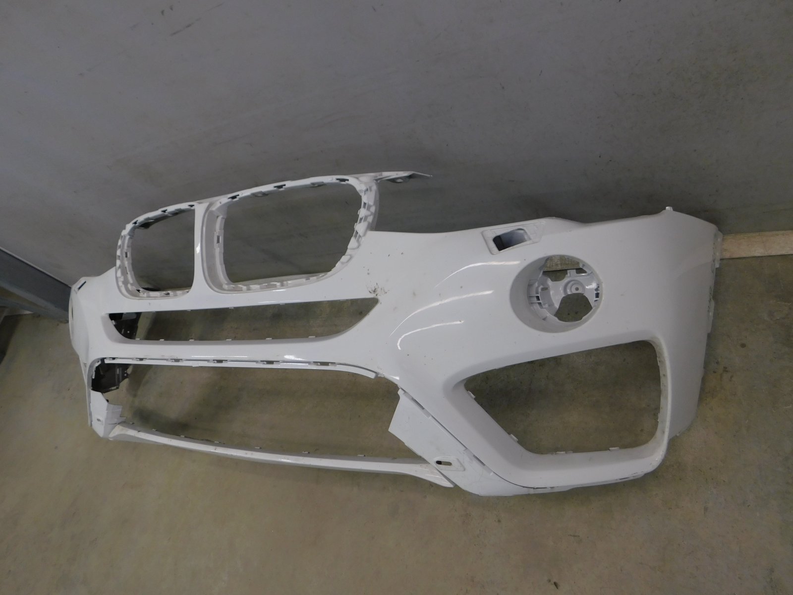 Бампер передний