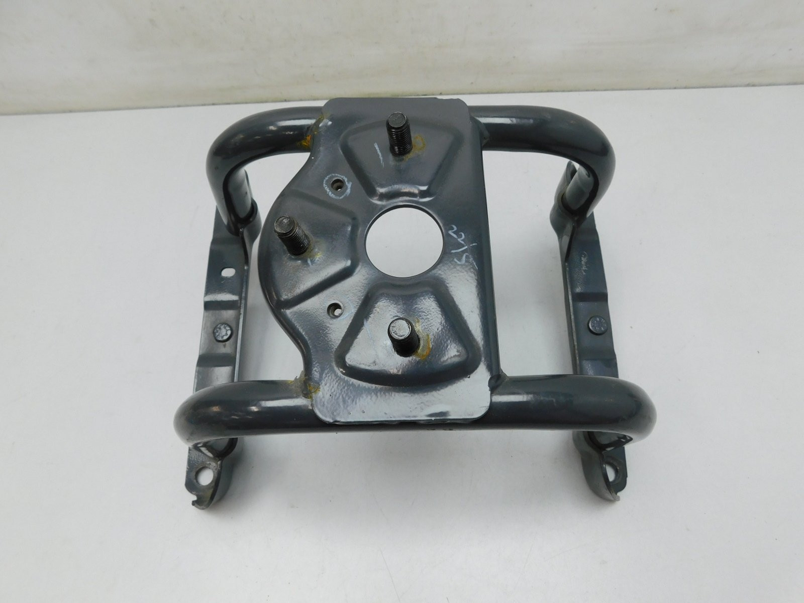 Кронштейн крепления запасного ко Ford EcoSport 2014>