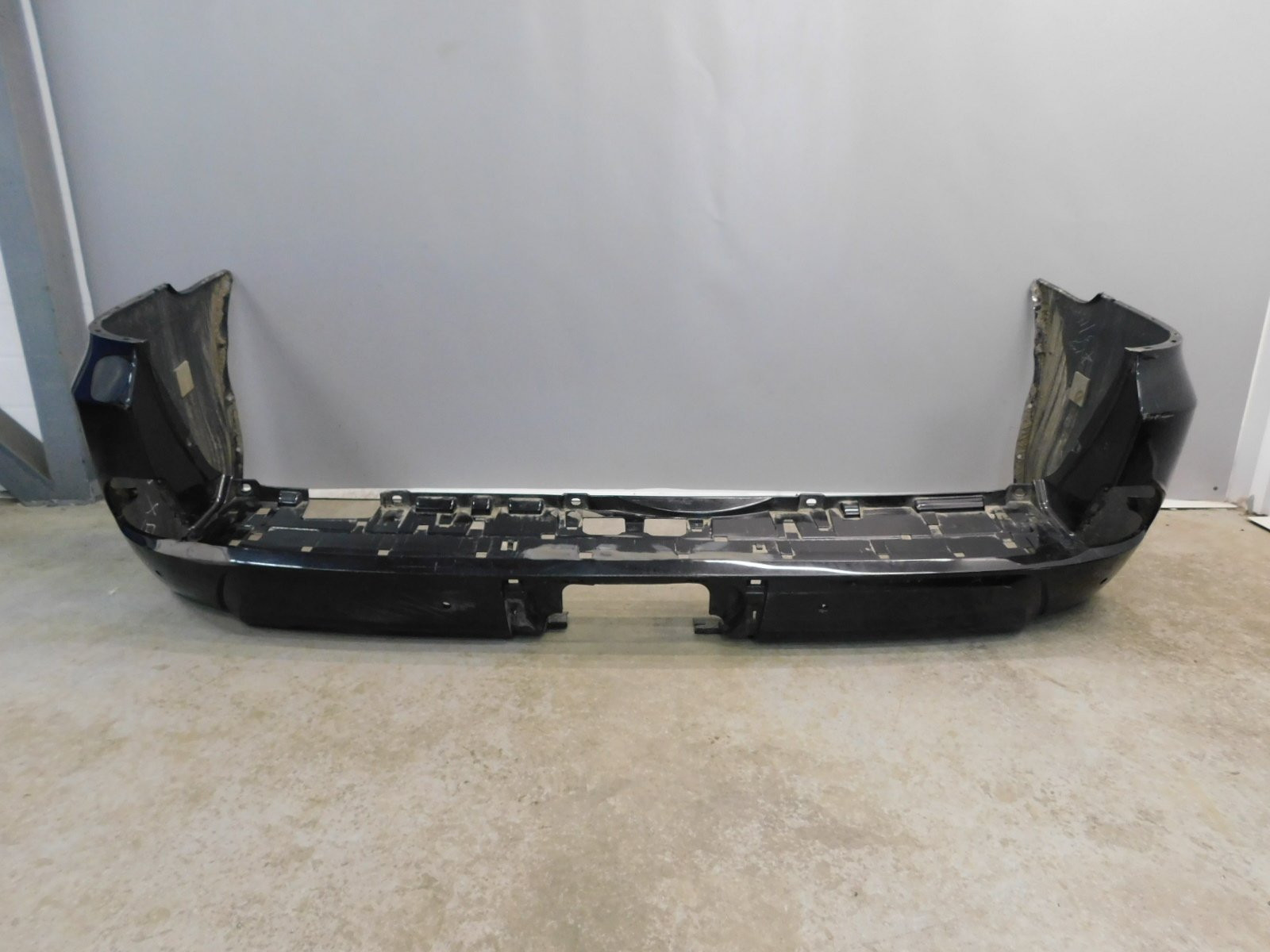 Бампер задний Lexus LX 570 (URJ200) 2007>