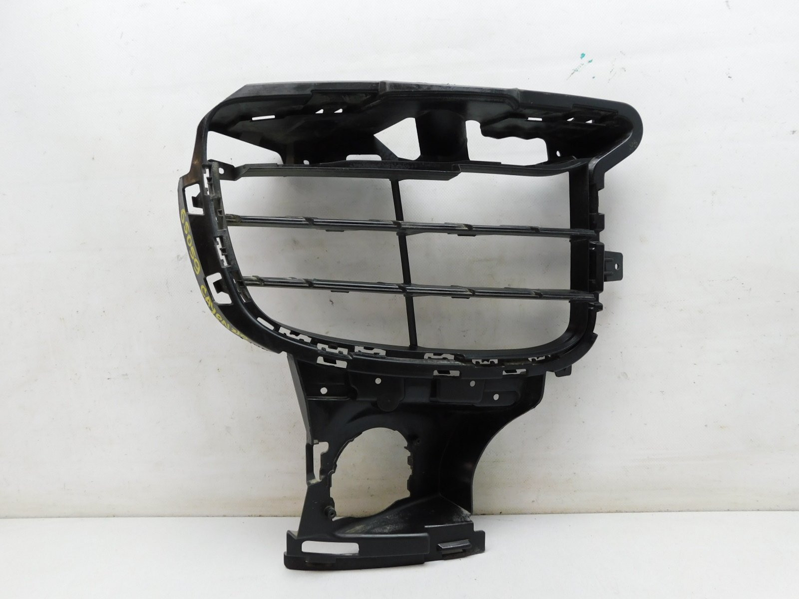 Решетка в бампер правая Porsche Cayenne 2010-2017