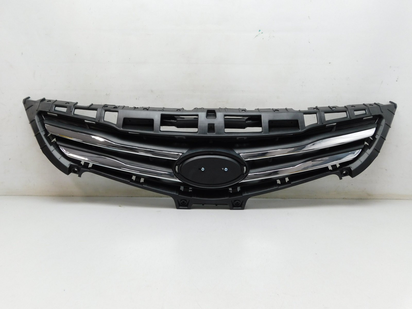 Решетка радиатора Hyundai Solaris 2010-2017