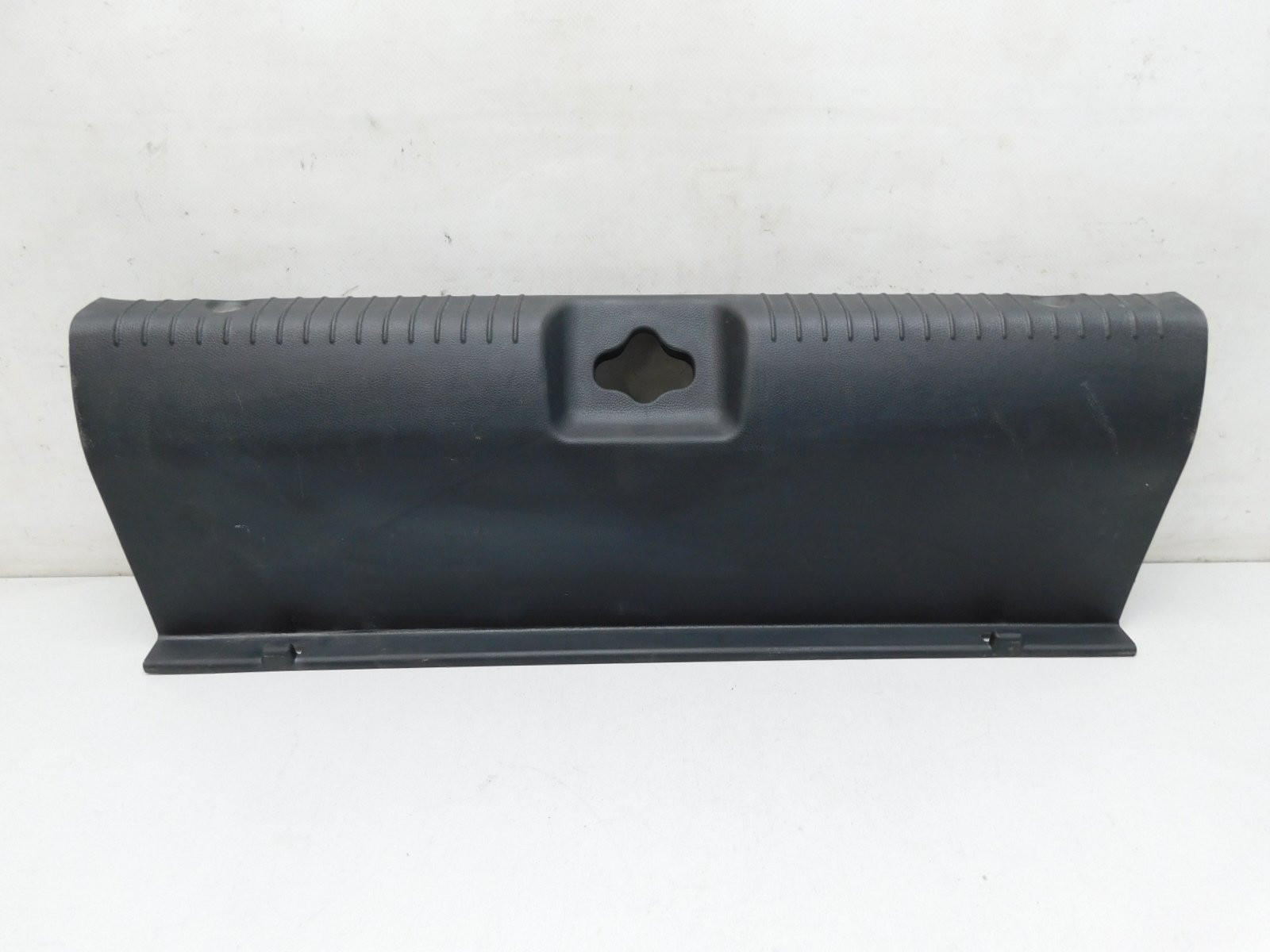 Обшивка багажника Hyundai Solaris 2010-2017