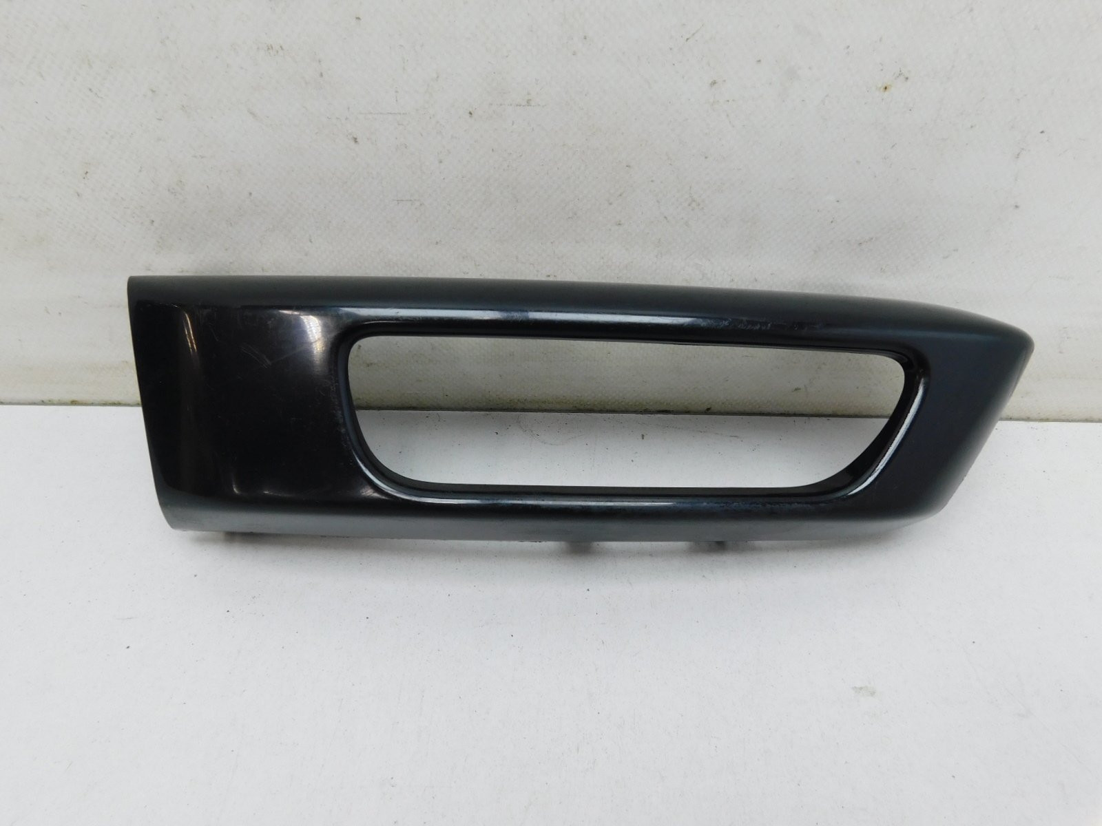 Решетка в бампер правая Land Rover Range Rover Sport 2013>