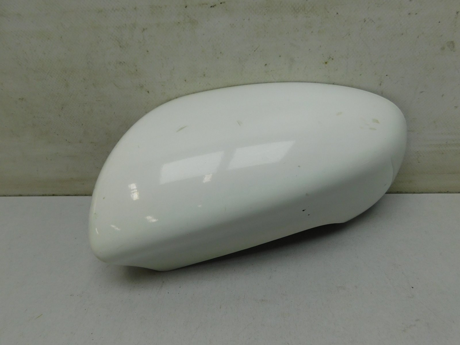 Накладка зеркала левого Nissan Qashqai 2006-2014