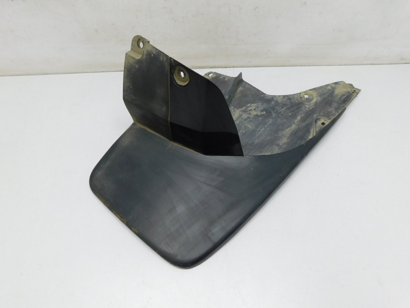 Брызговик задний правый Toyota Land Cruiser (150)/Prado 2009>