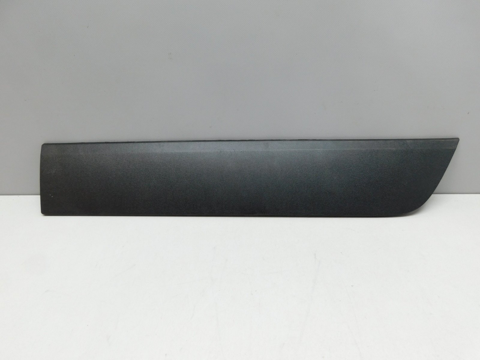 Накладка двери задней левой Cadillac SRX 2009>