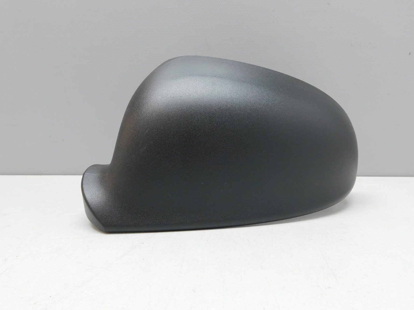 Накладка зеркала левого Volkswagen Golf V Plus 2005-2014