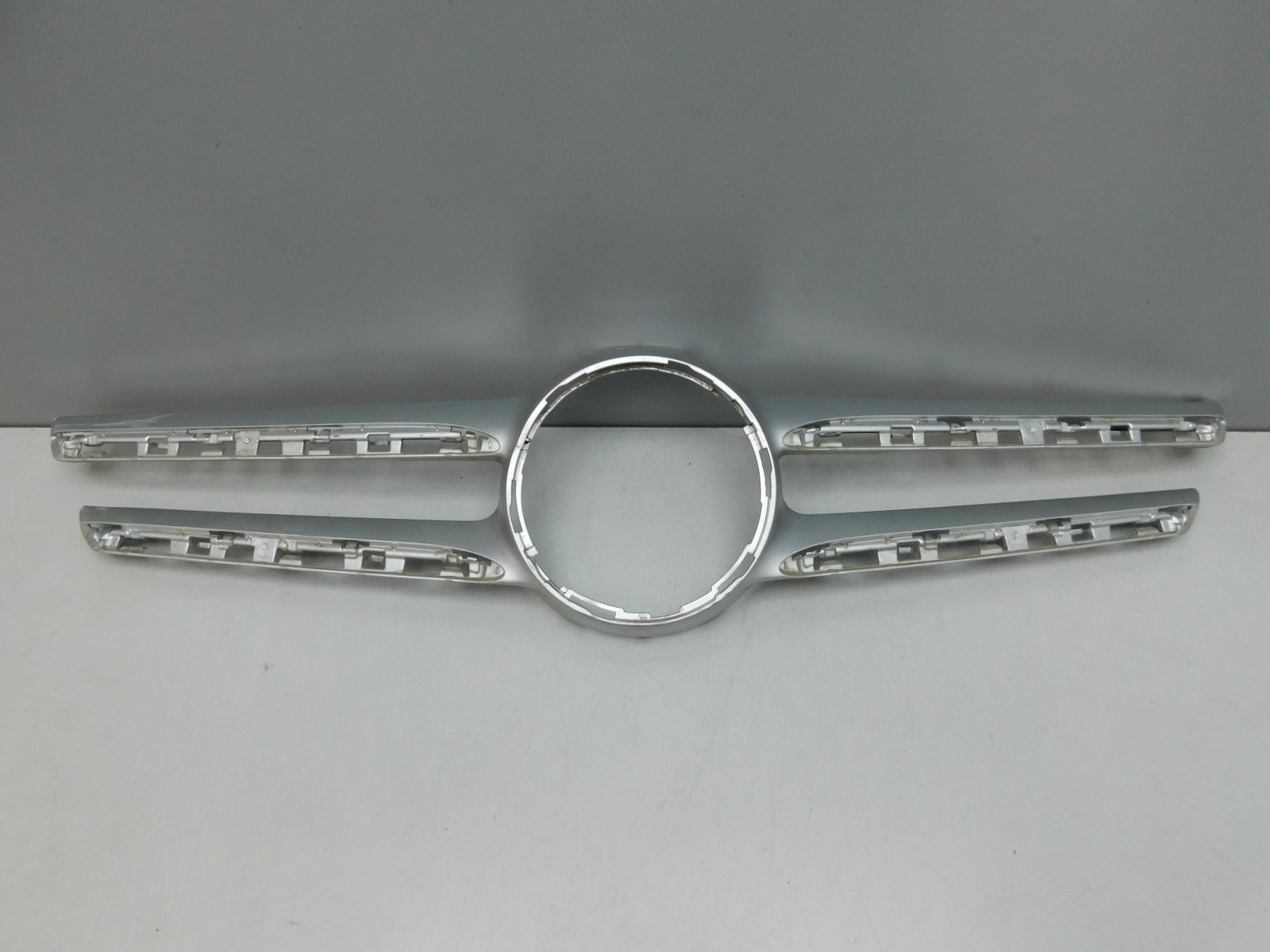 Накладка на решетку радиатора Mercedes-Benz E-Klasse W213 2016>