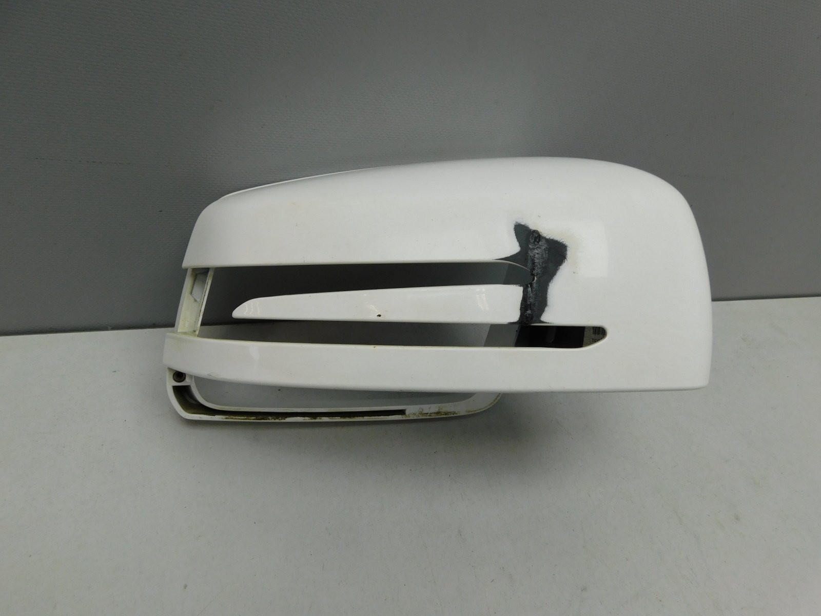 Накладка зеркала правого Mercedes-Benz E-Klasse W212 2009>