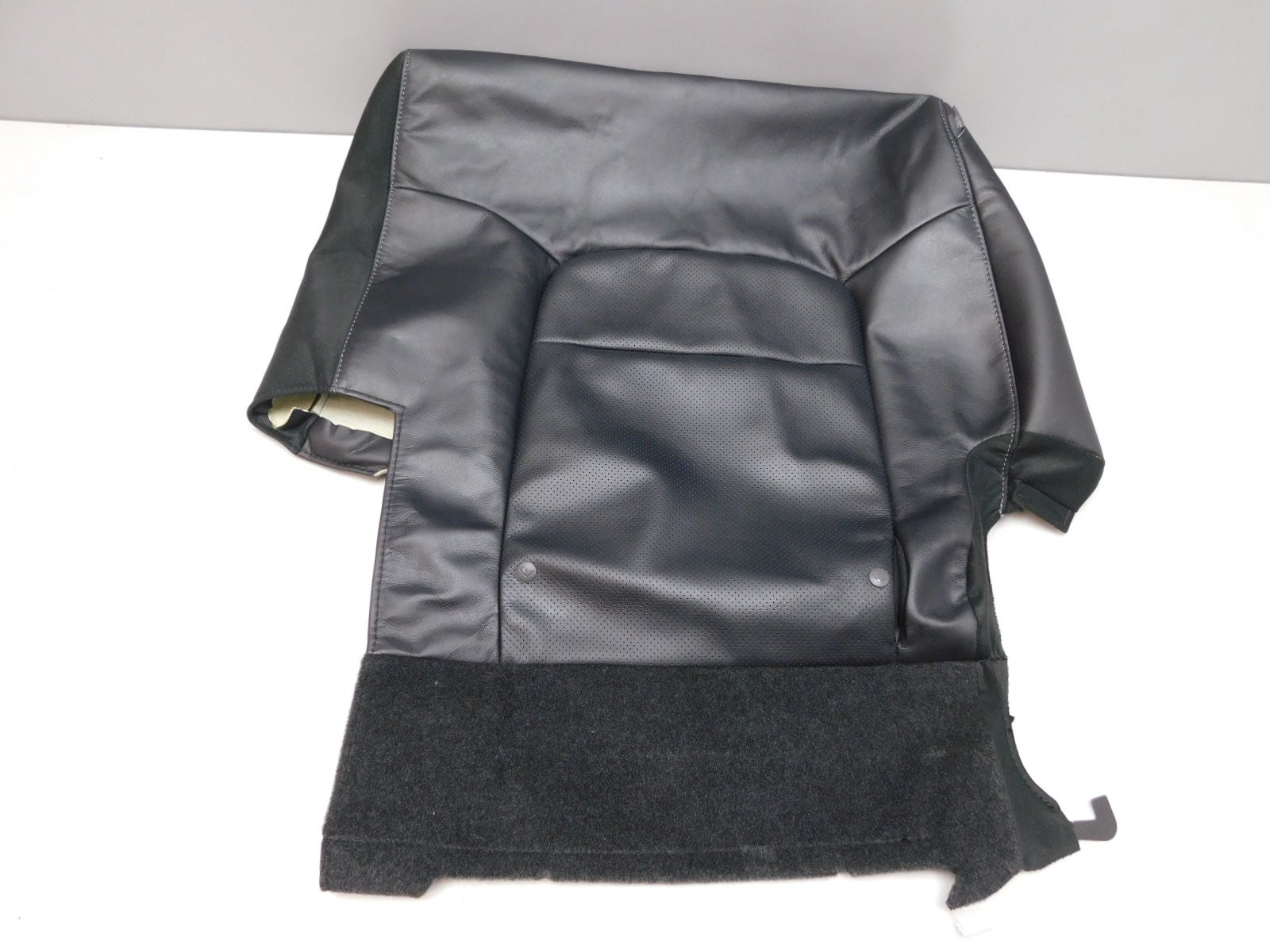 Обшивка сиденья Toyota Land Cruiser (200) 2008>