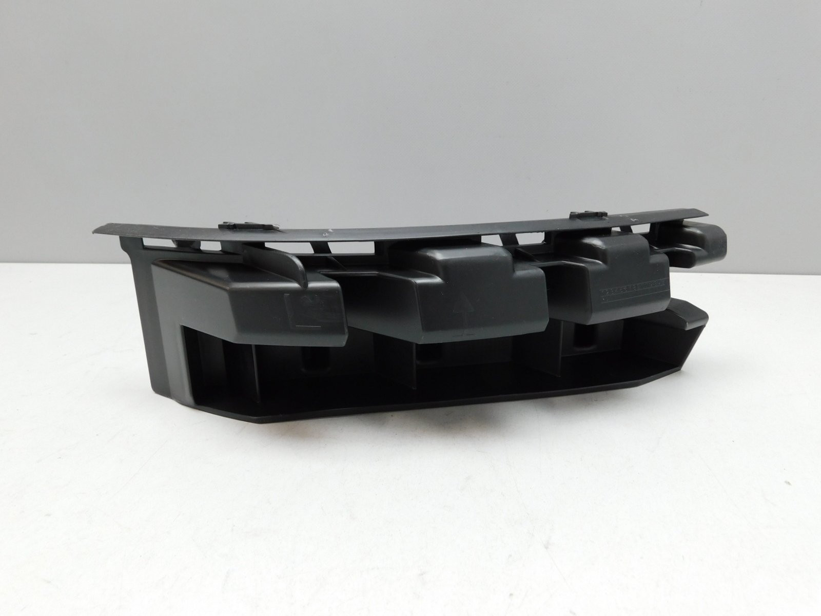 Кронштейн заднего бампера Mercedes-Benz E-Klasse W212 2009>