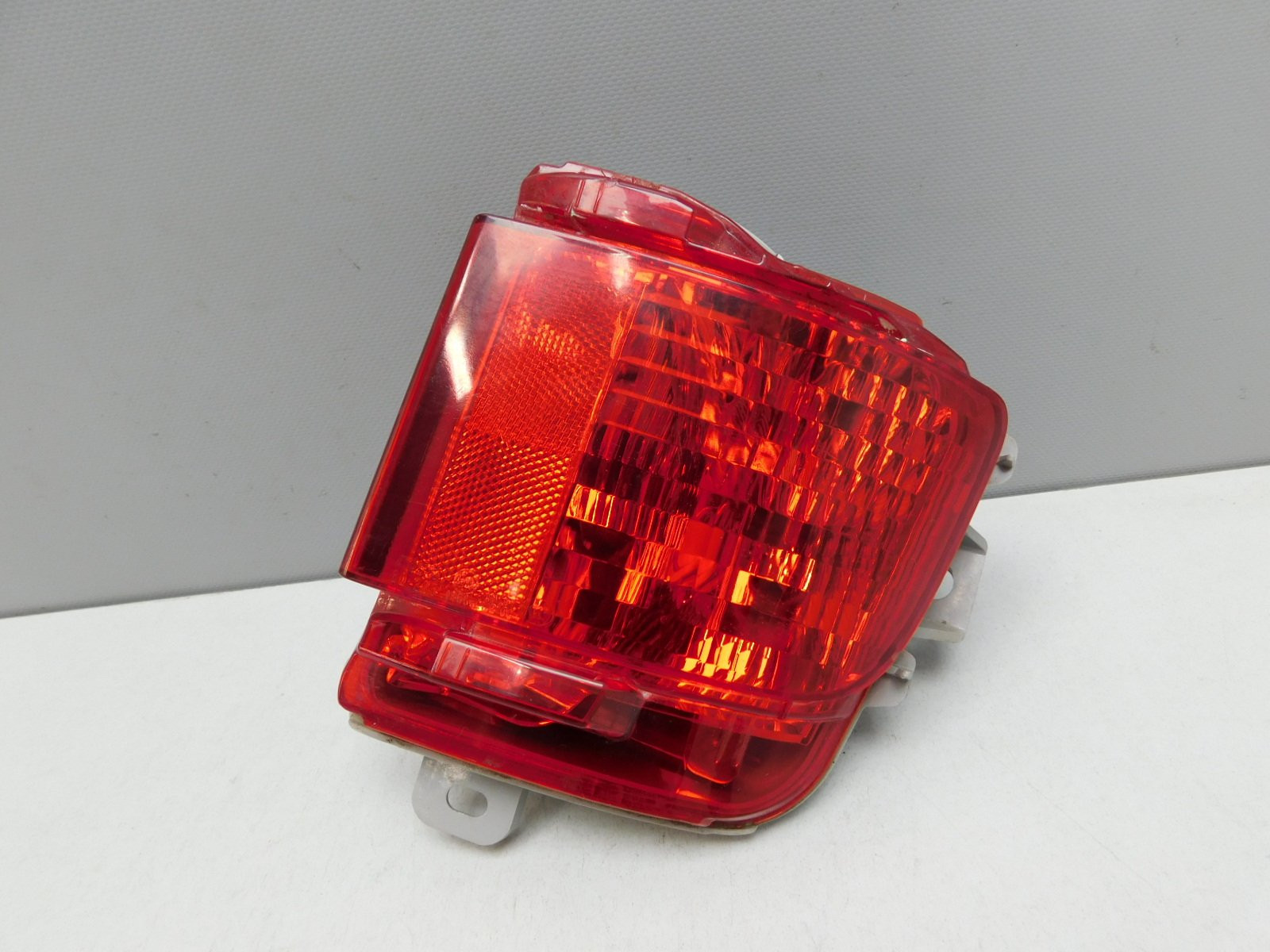 Фонарь задний в бампер правый Toyota Land Cruiser (200) 2008>