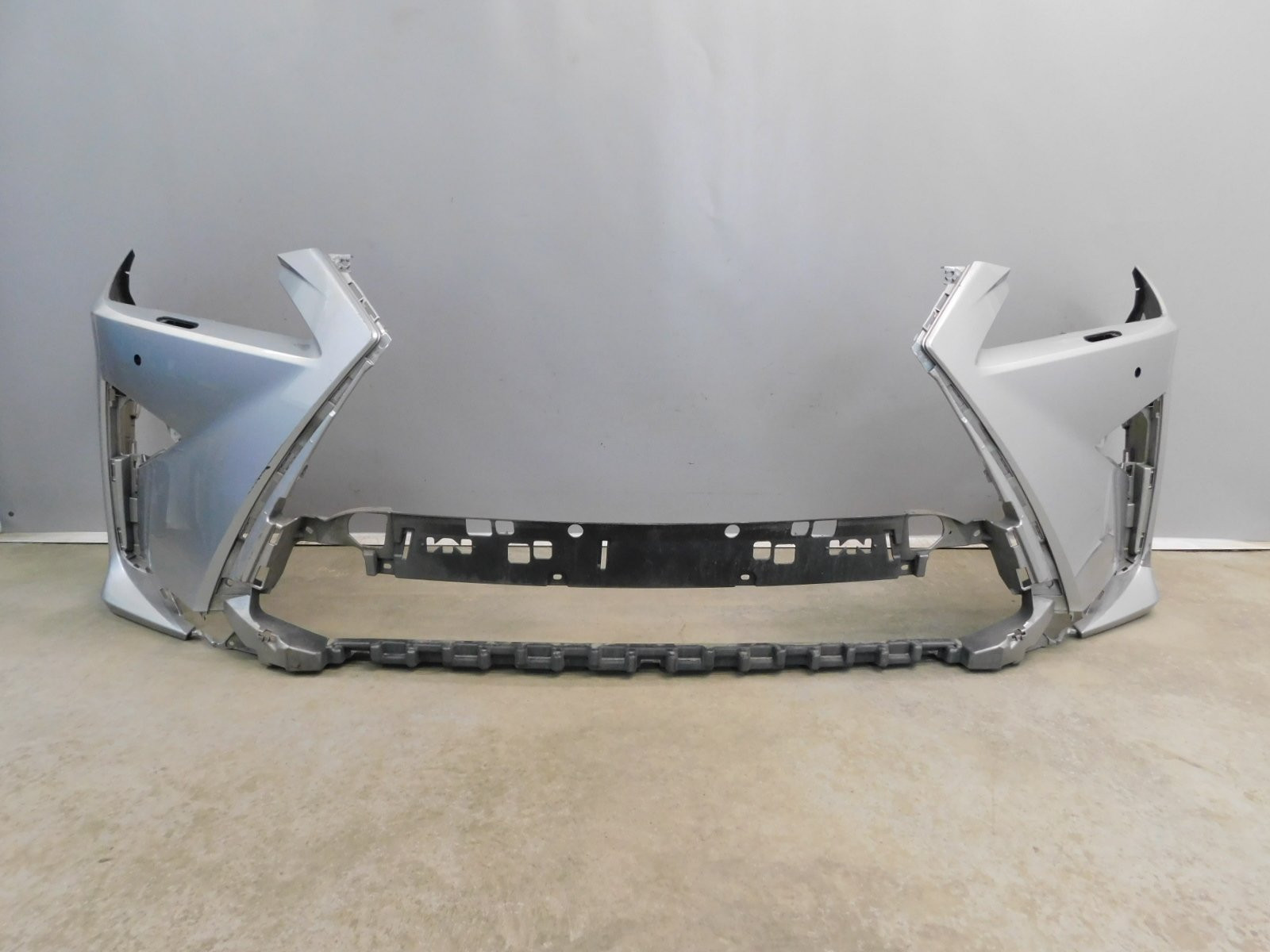 Бампер передний Lexus RX IV 2015>