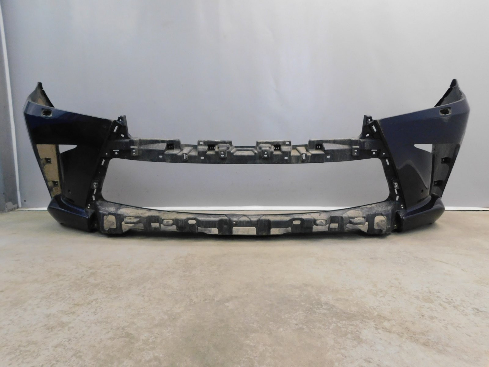 Бампер передний Lexus LX 570 (URJ200) 2007>