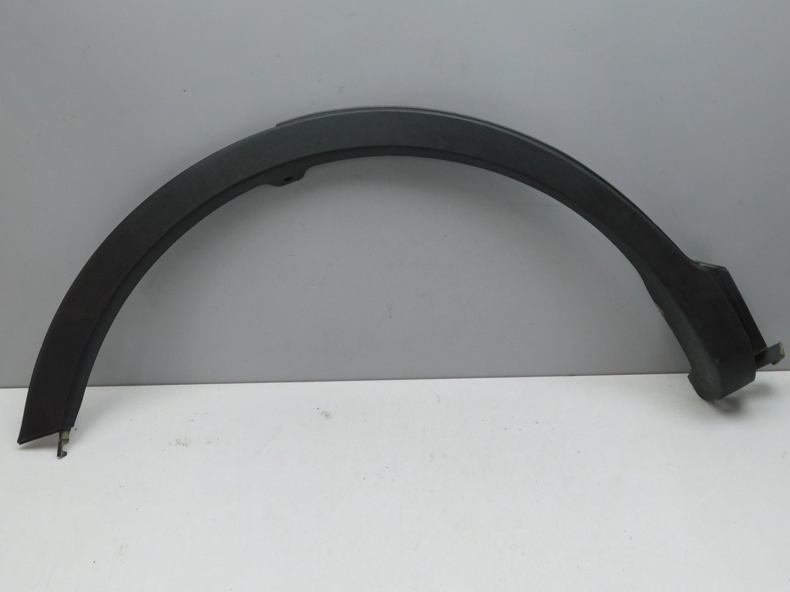 Накладка крыла заднего  правого Toyota RAV 4 2013-2019