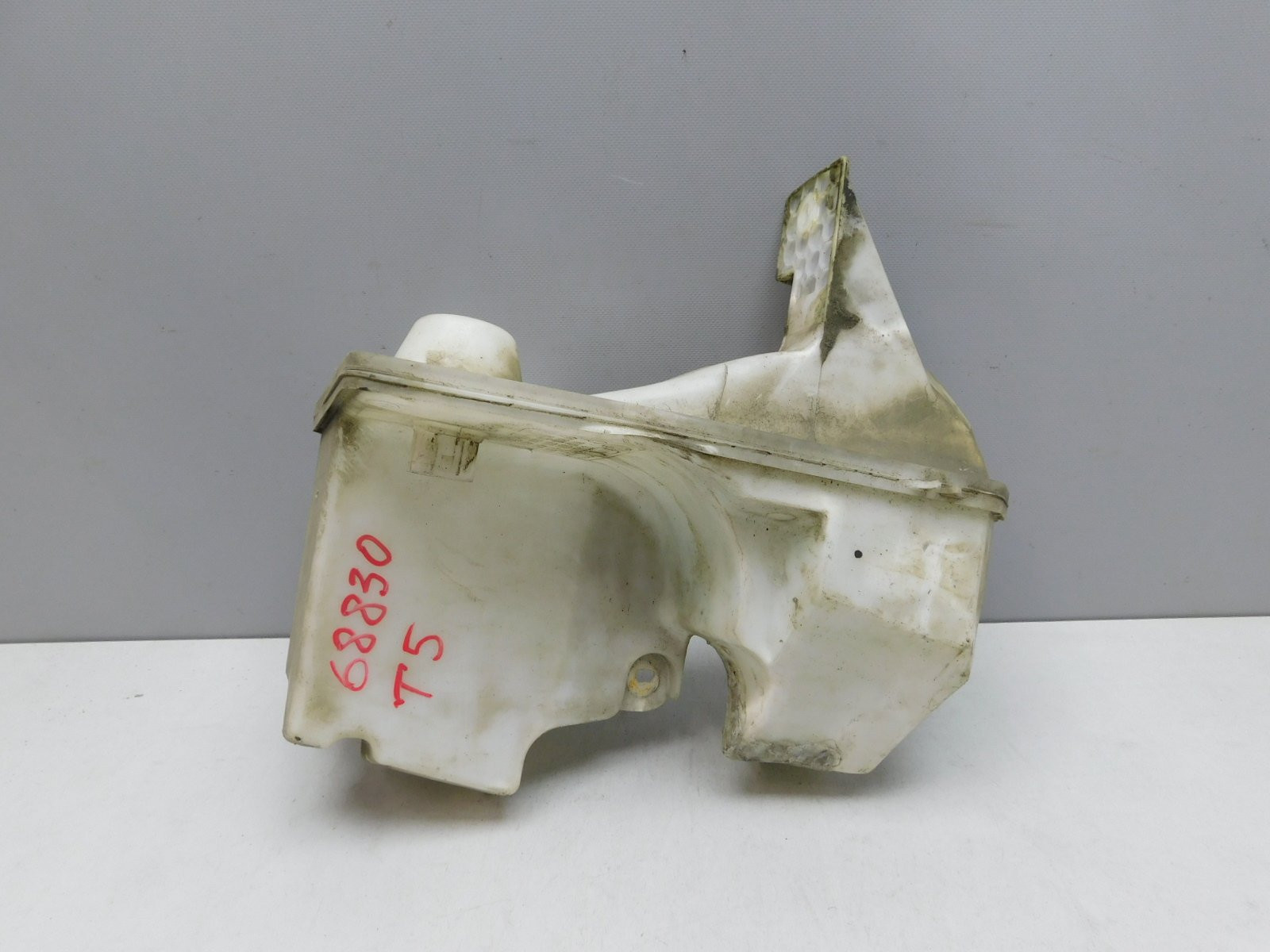 Бачок омывателя лобового стекла Volkswagen Transporter T5 2003-2015