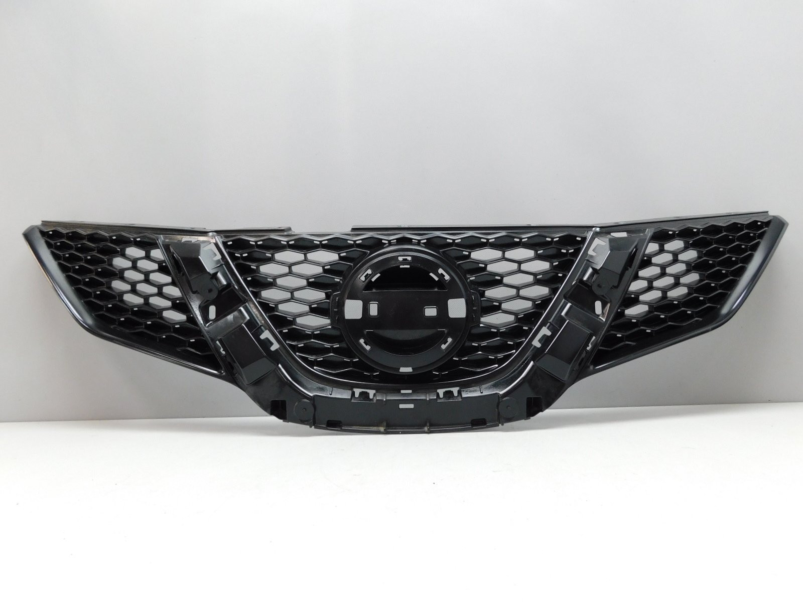 Решетка радиатора Nissan Qashqai (J11) 2014>