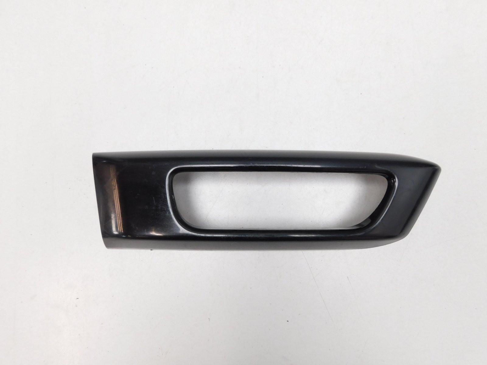 Решетка в бампер правая Land Rover Range Rover Sport 2013>