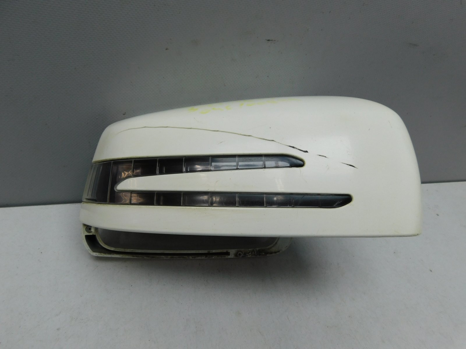 Накладка зеркала правого Mercedes-Benz E-Klasse W212 2009>