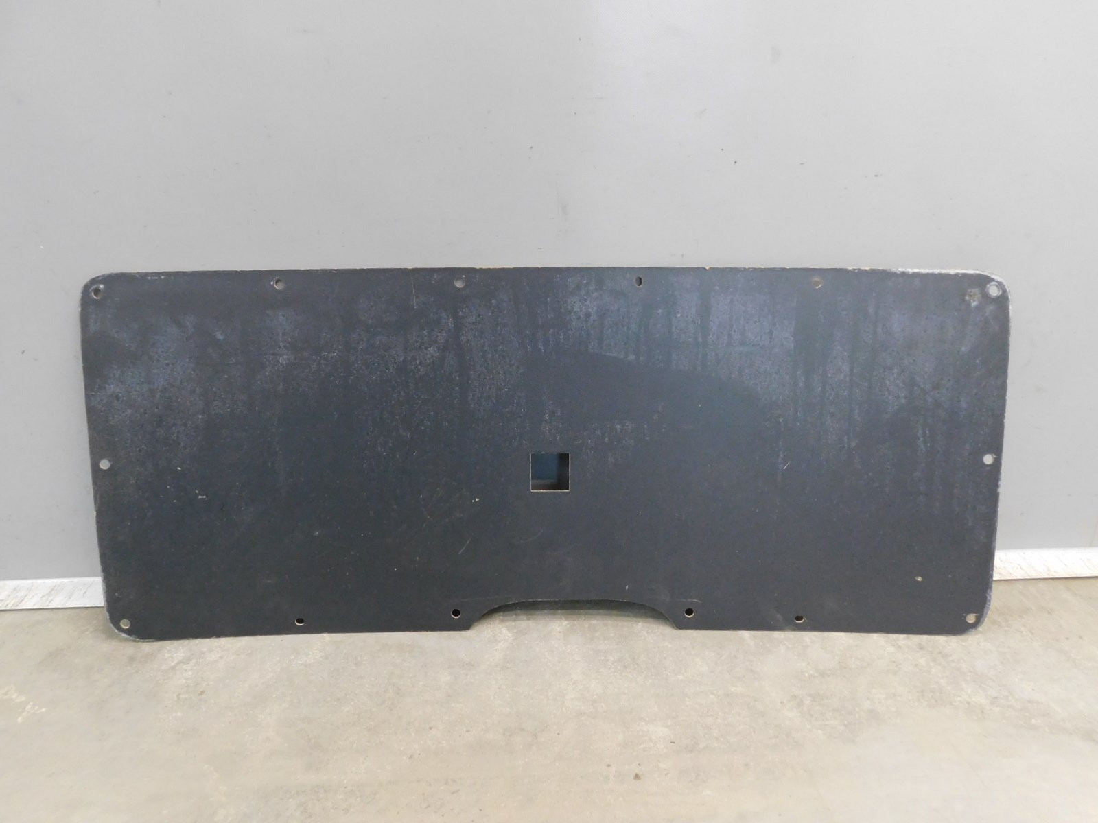 Обшивка двери багажника Volkswagen Caddy III 2004-2015