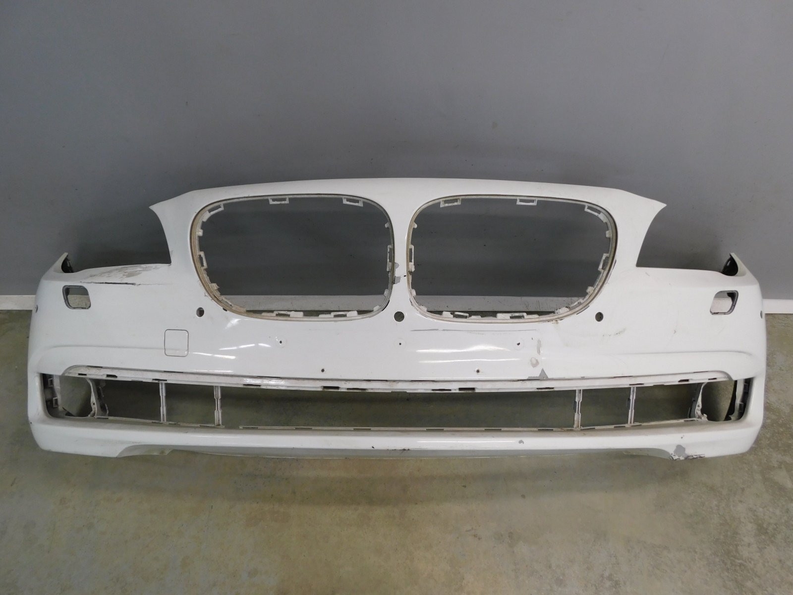 Бампер передний BMW 7-серия F01 2008>