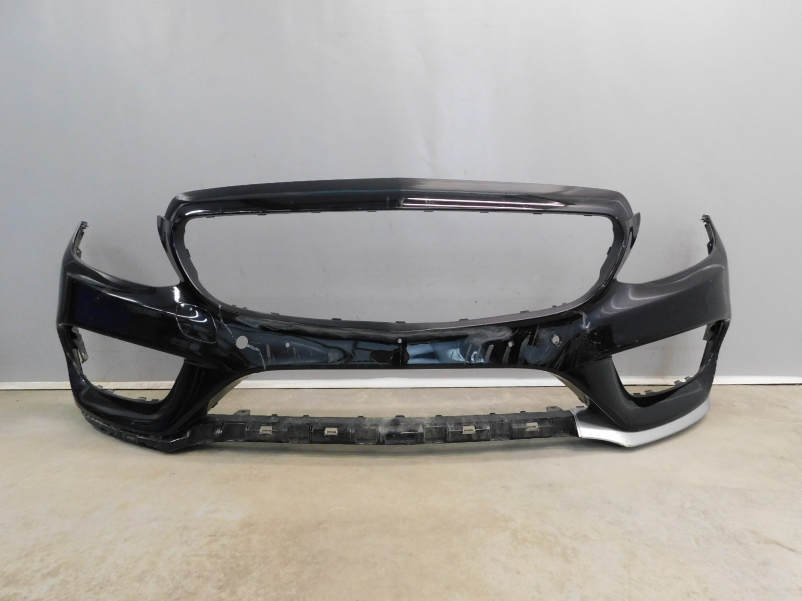 Бампер передний Mercedes-Benz C-Klasse W205 2013>