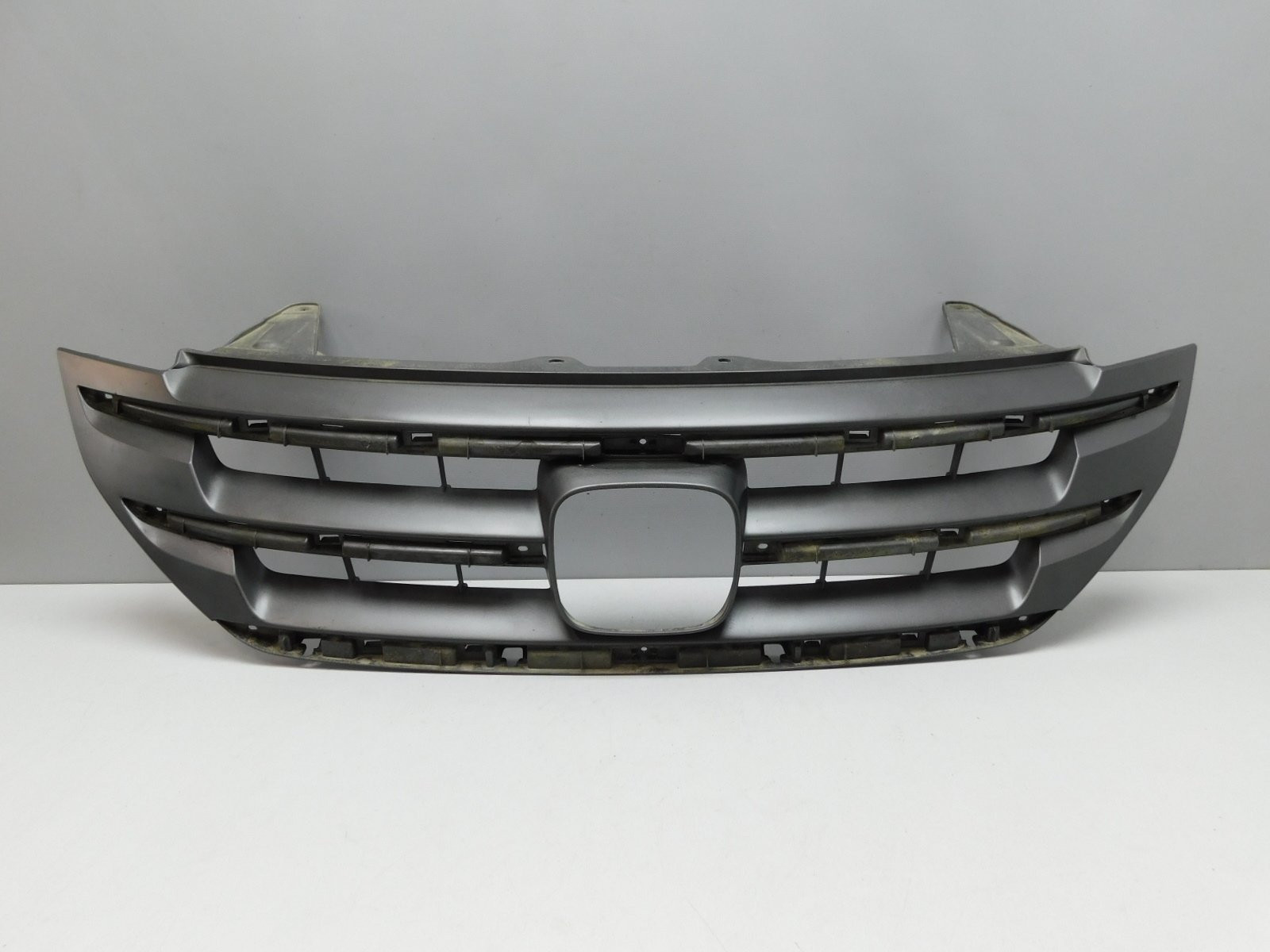 Решетка радиатора Honda CR-V 2012-2017