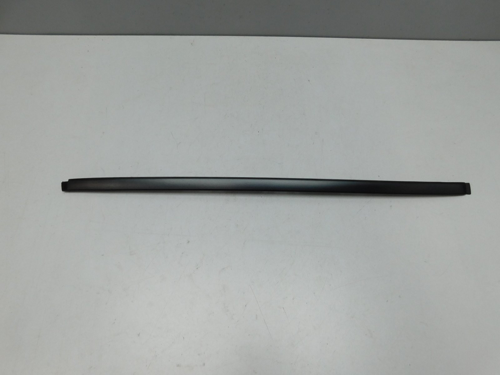 Молдинг лобового стекла Toyota Land Cruiser (150)/Prado 2009>