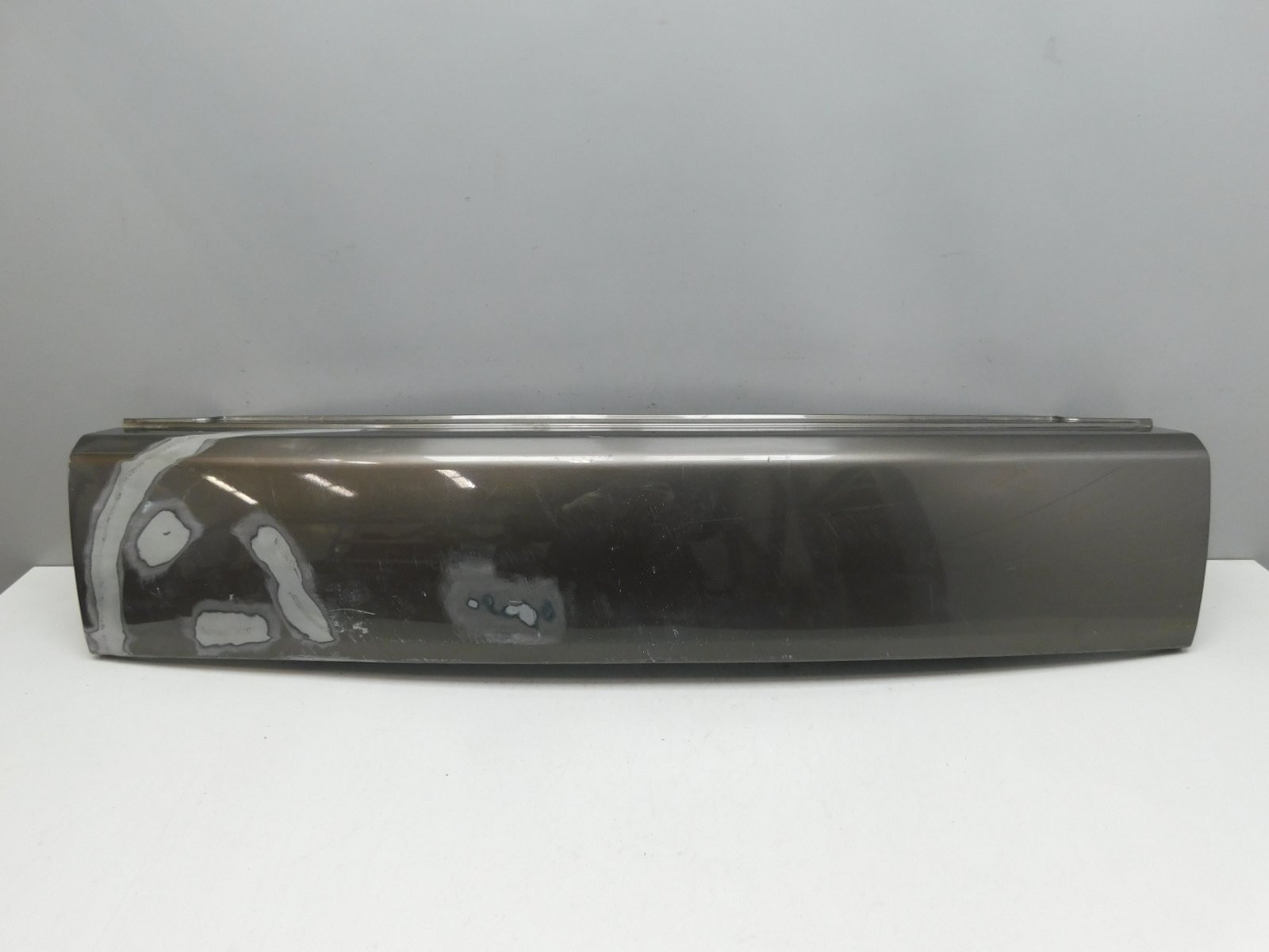 Накладка двери багажника Mitsubishi Outlander XL (CW) 2006-2012