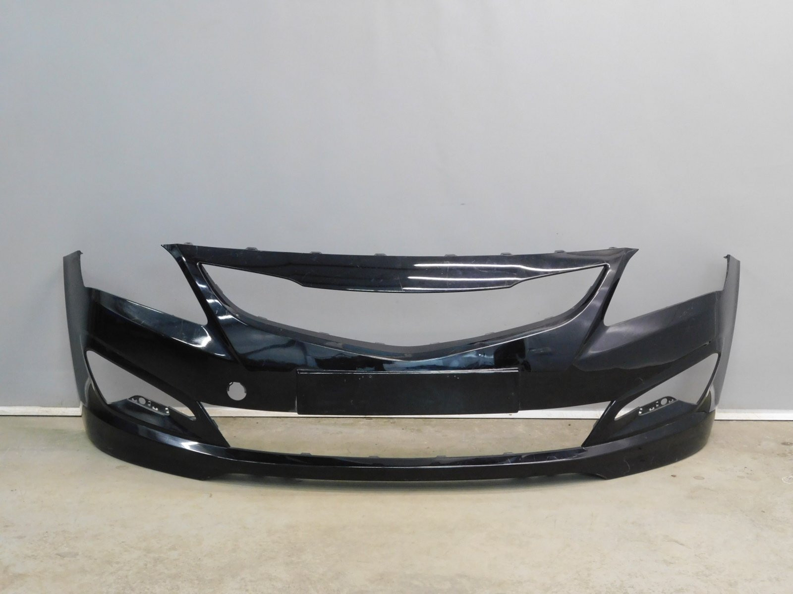 Бампер передний Hyundai Solaris 2010-2017