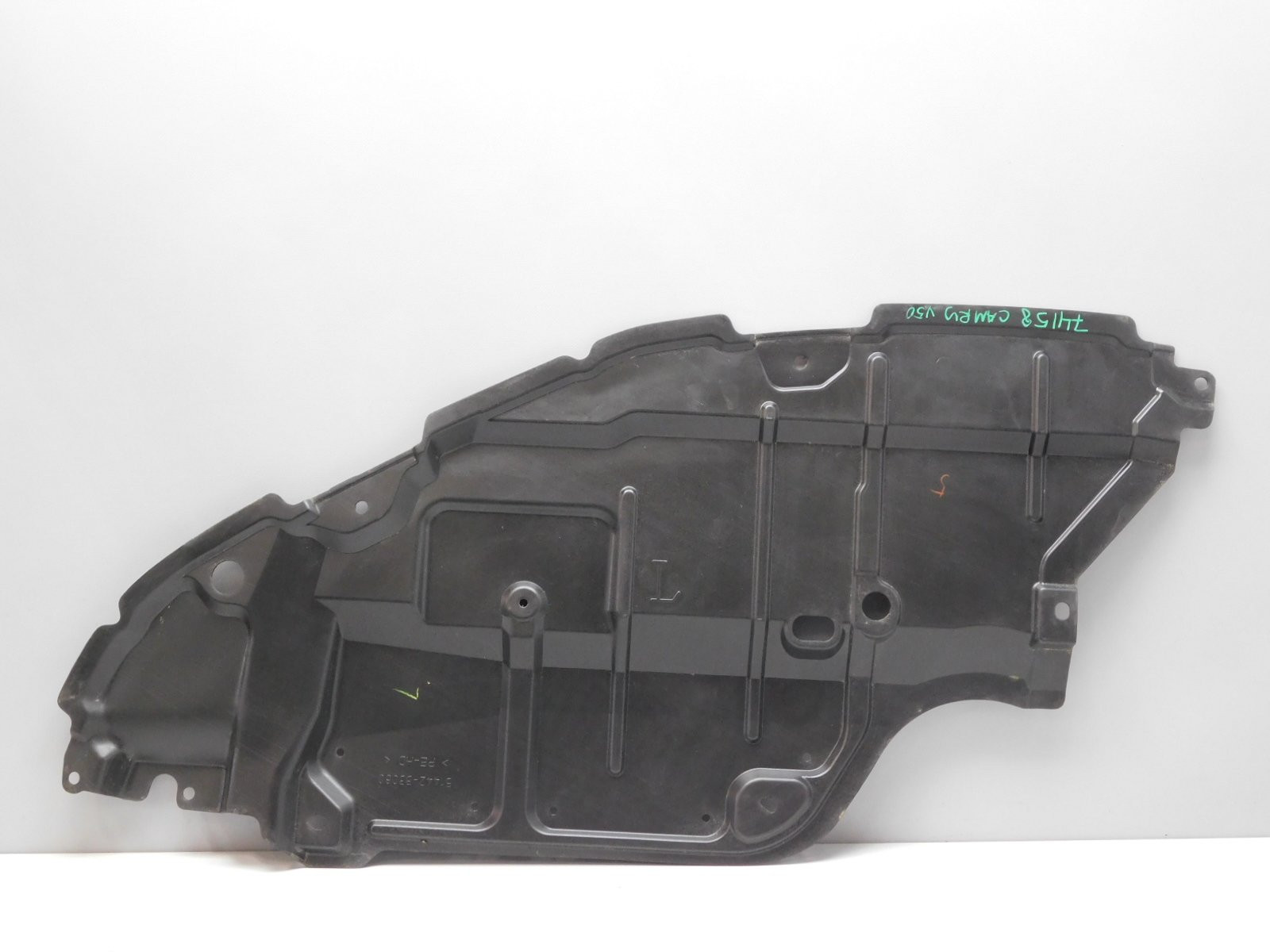 Пыльник Toyota Camry V40 2006-2011