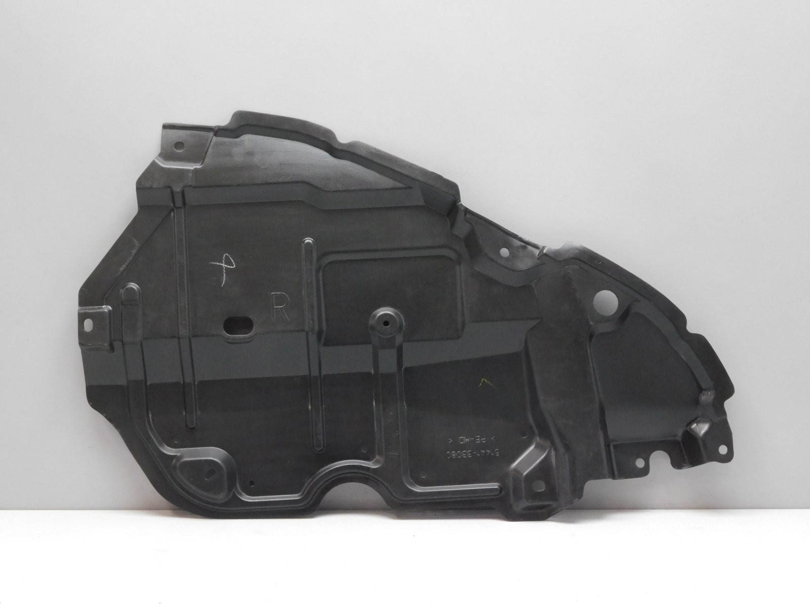 Пыльник Toyota Camry V40 2006-2011