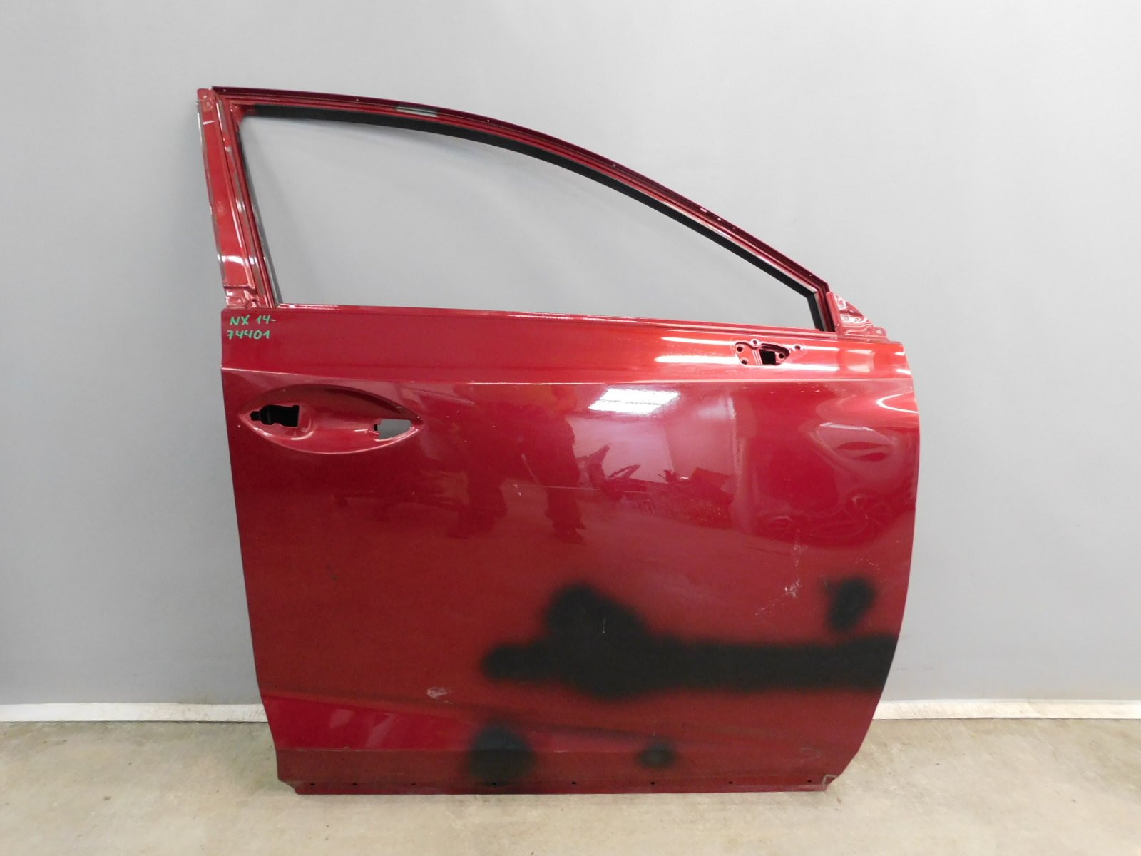 Дверь передняя правая Lexus NX 200 2014>
