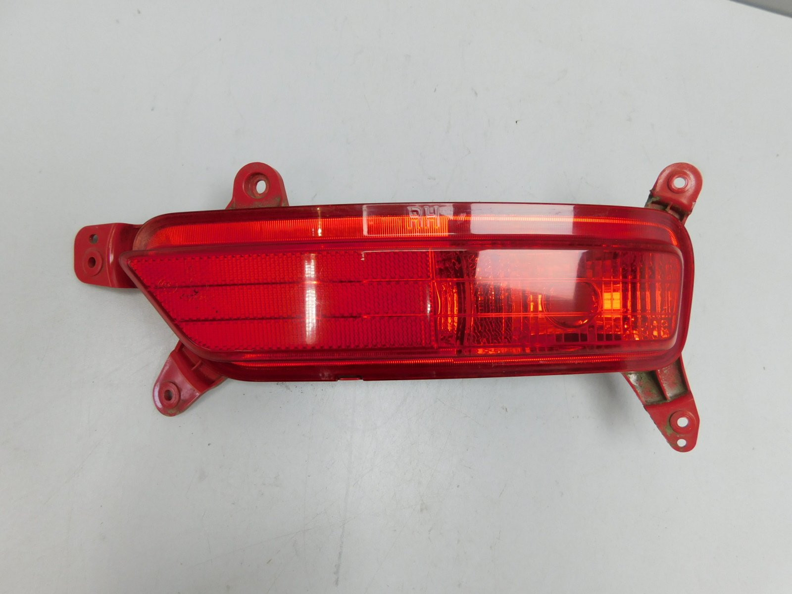 Фонарь задний в бампер правый Kia Mohave 2009>