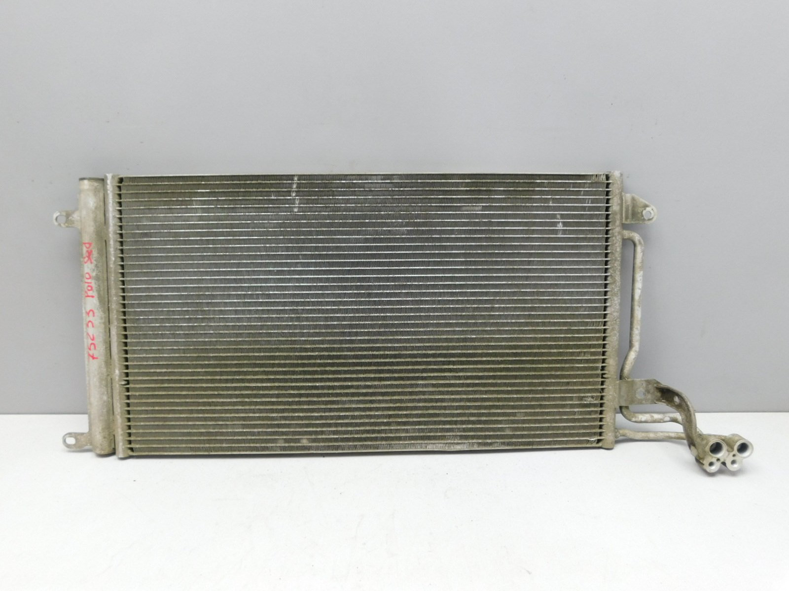 Радиатор кондиционера Volkswagen Polo Sedan 2011-2020