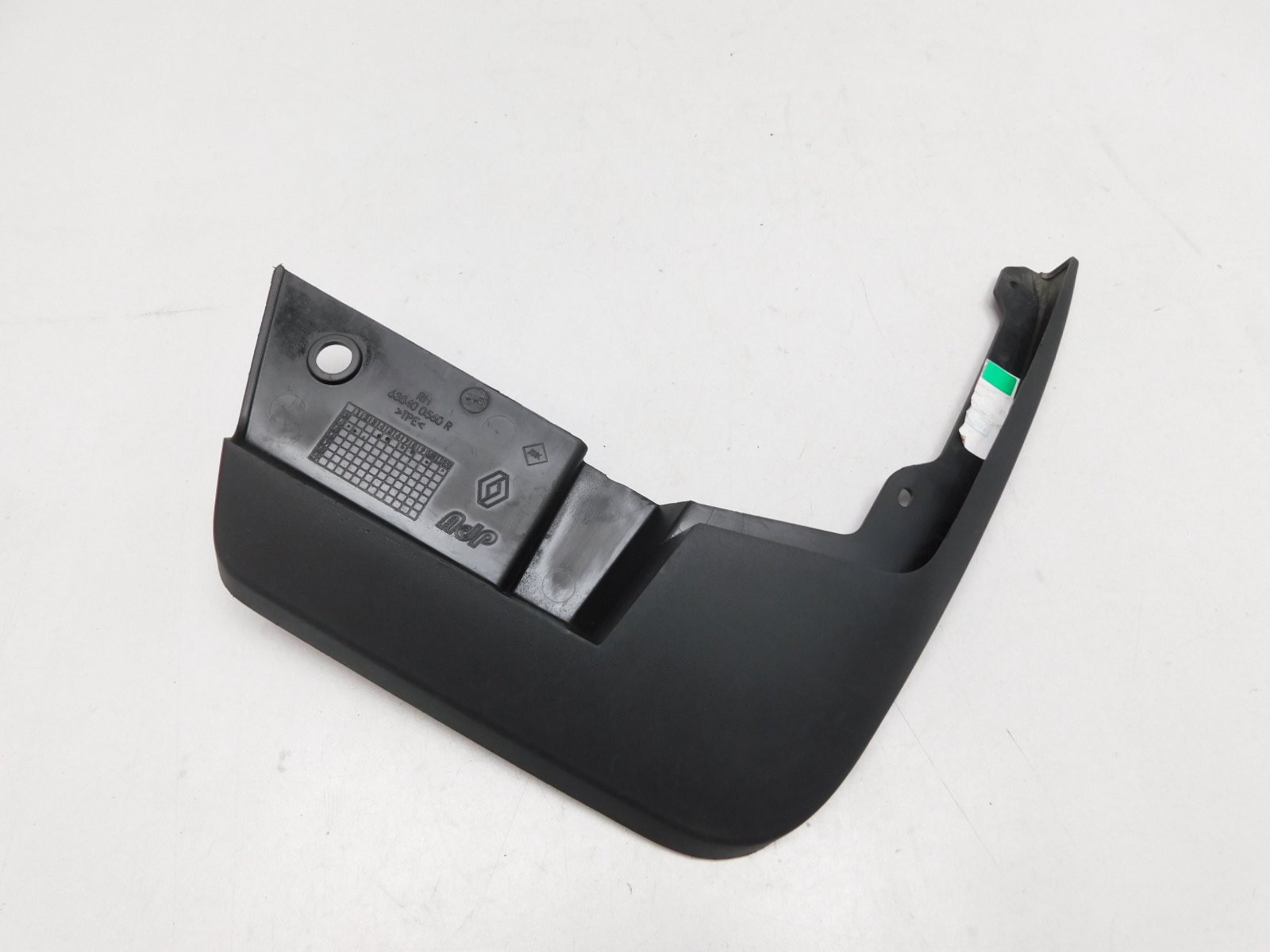 Брызговик передний правый Renault Logan II 2014>