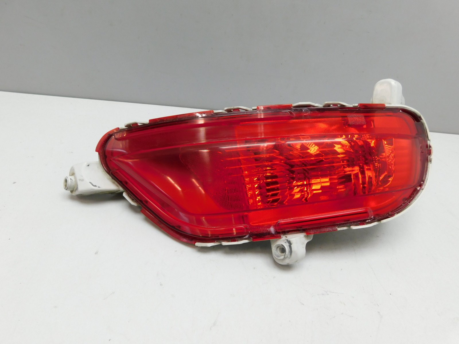 Фонарь задний в бампер правый Mazda CX 5 2017>