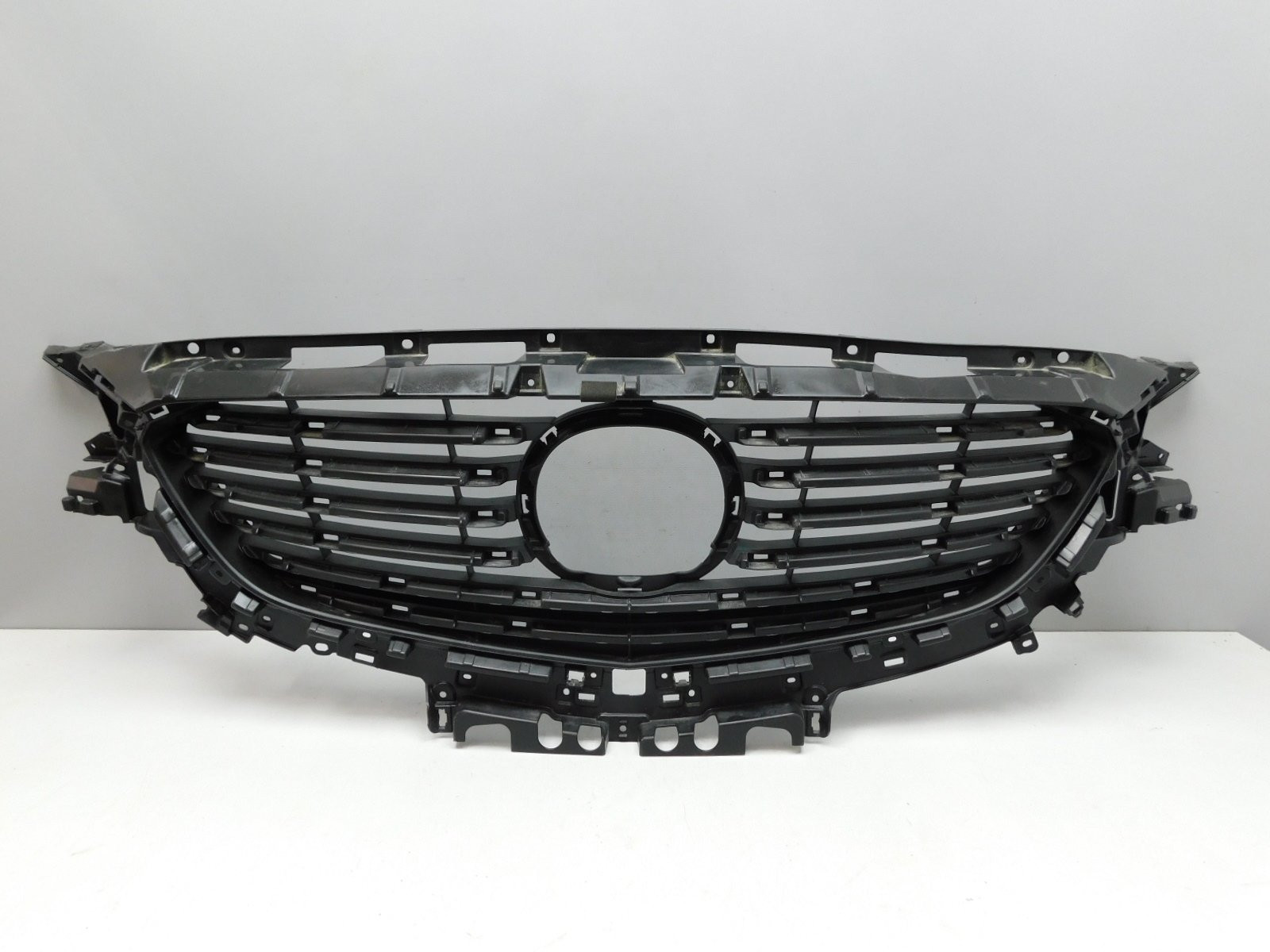 Решетка радиатора Mazda 6 (GJ/GL) 2013>