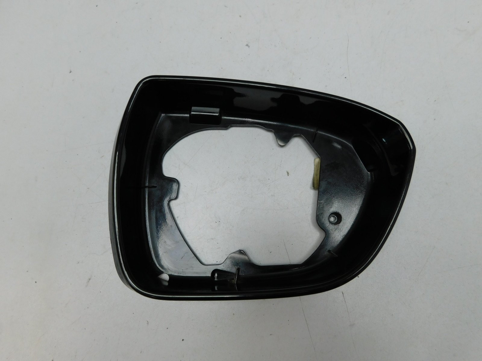 Накладка зеркала правого Hyundai i40 2011>