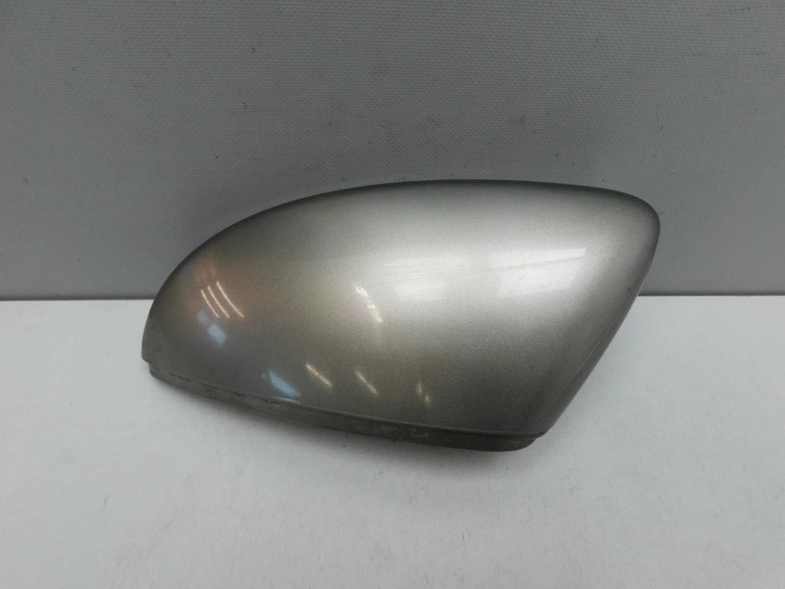 Накладка зеркала левого Volkswagen Passat CC 2008-2017