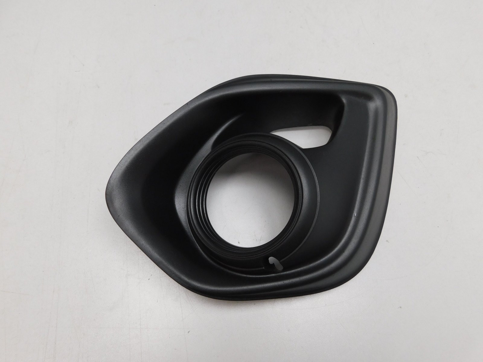 Решетка в бампер левая Mitsubishi ASX 2010>