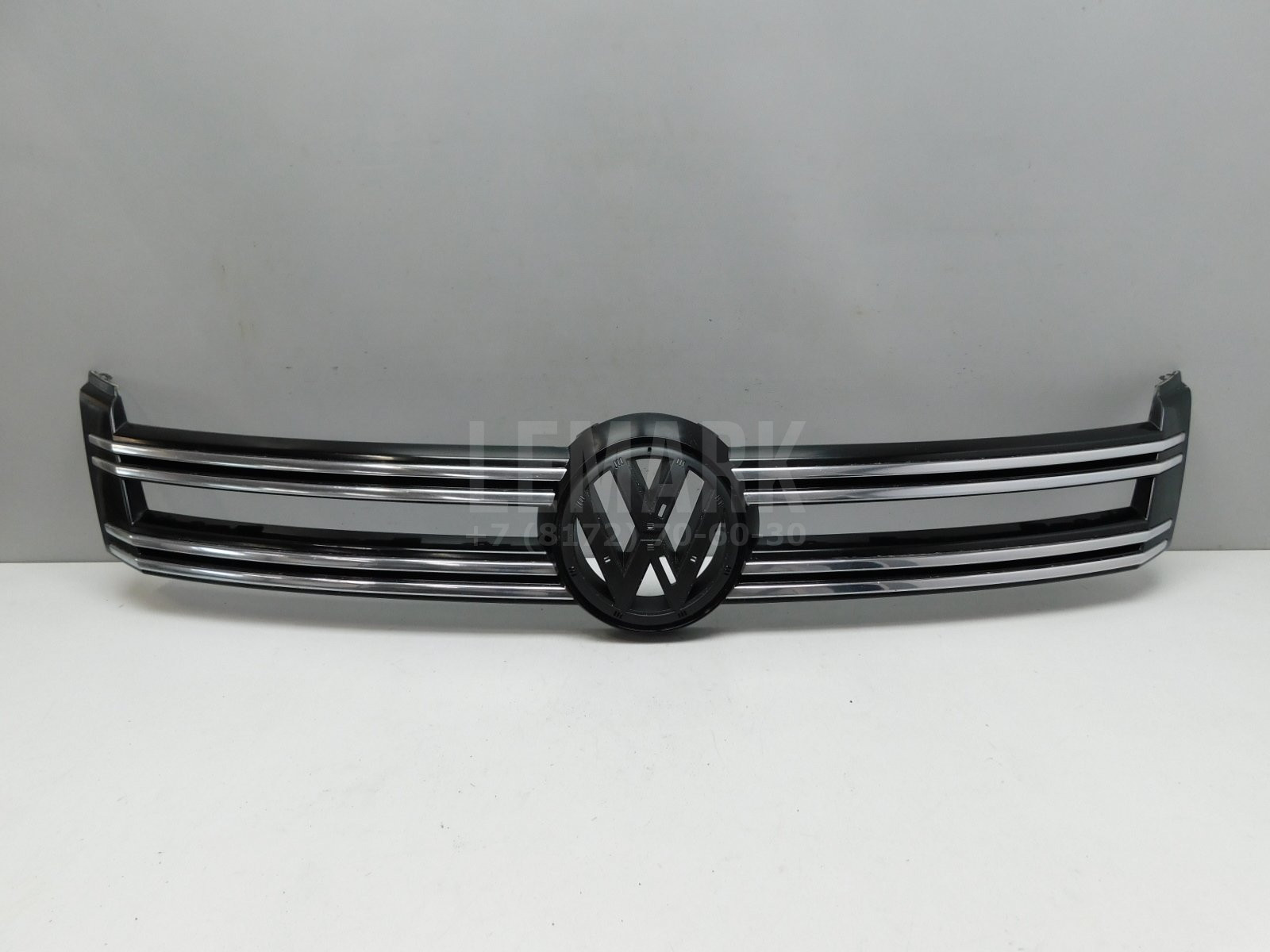 Решетка радиатора Volkswagen Tiguan 2007-2017 5N0853651H