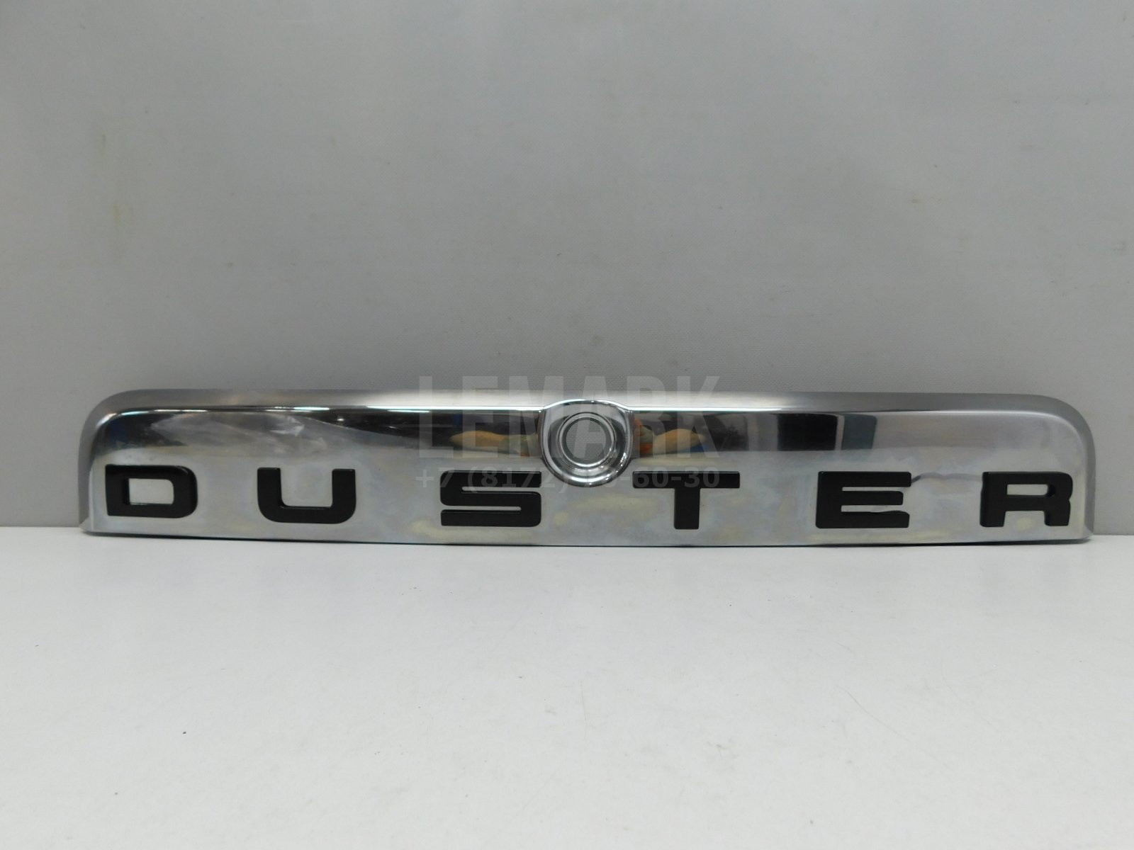 Накладка двери багажника Renault Duster 2011> 848106714R
