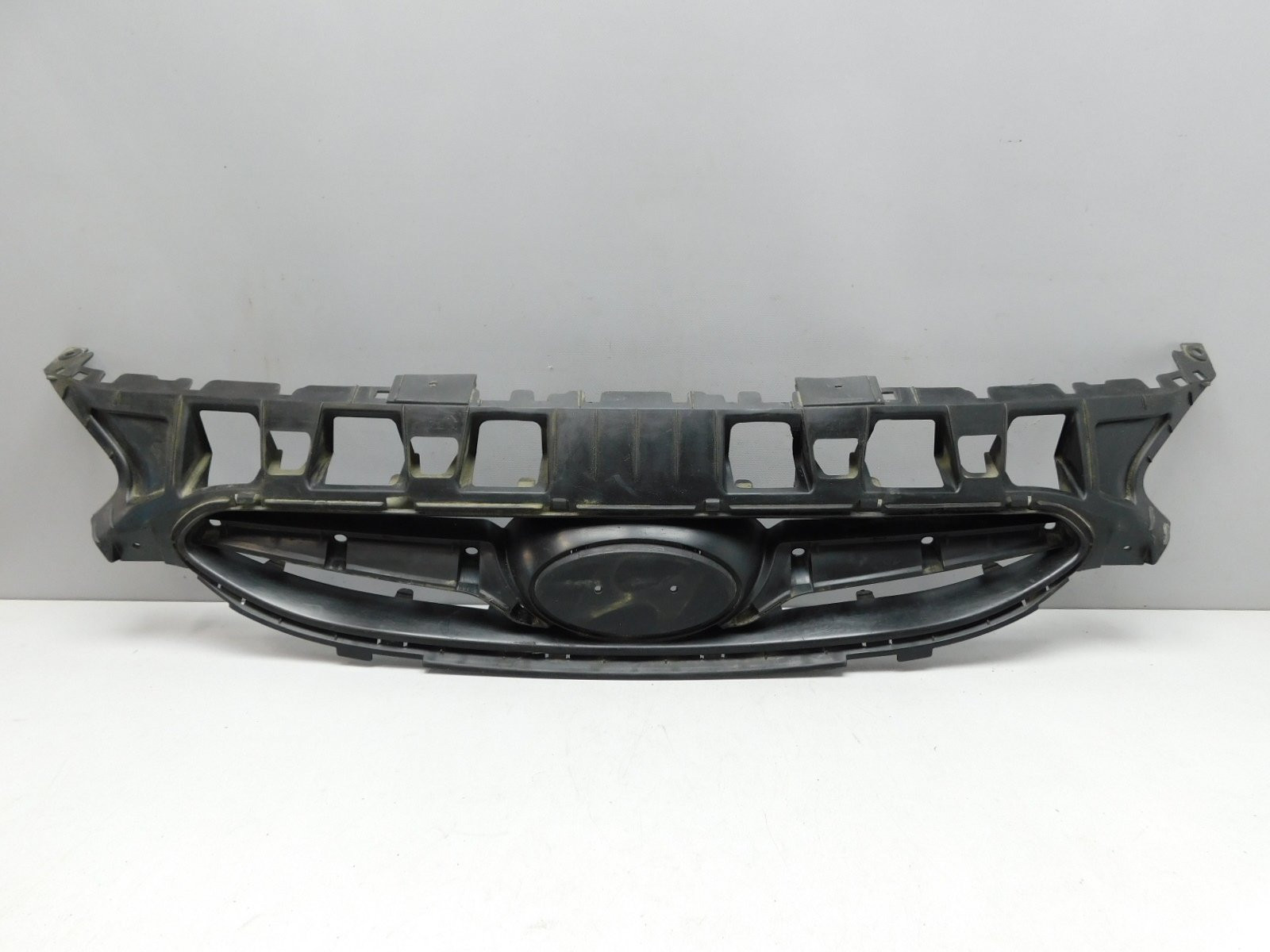 Решетка радиатора Hyundai Solaris 2010-2017