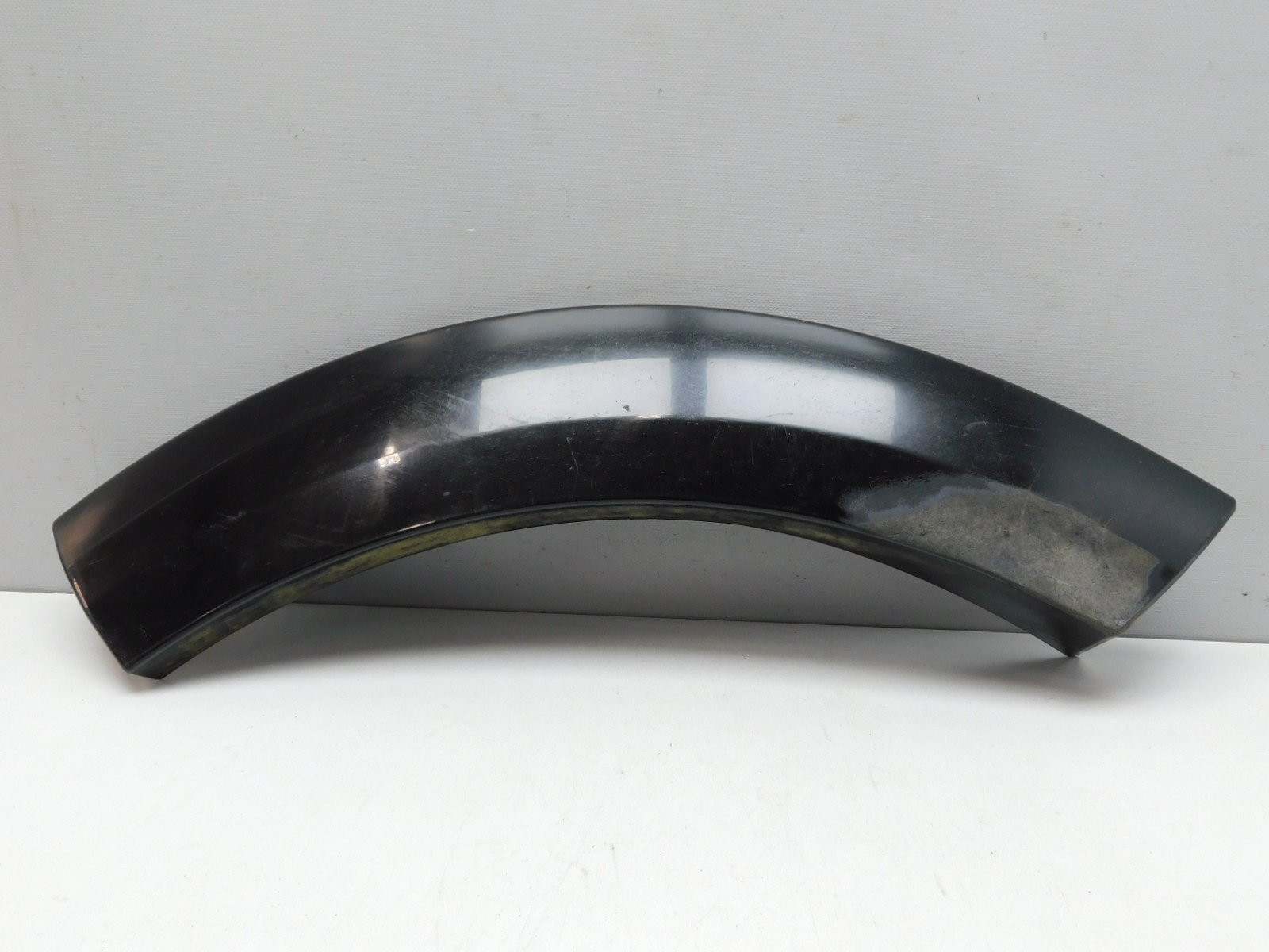 Накладка двери задней правой Land Rover Discovery IV 2009>