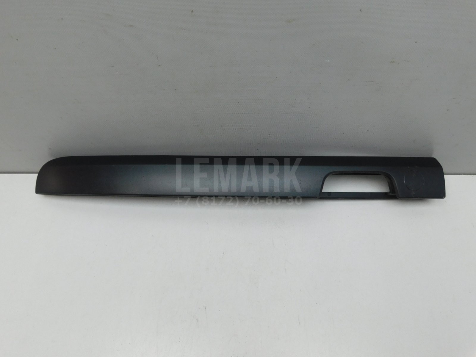 Накладка двери багажника VAZ Lada Largus 2011> 8200553159