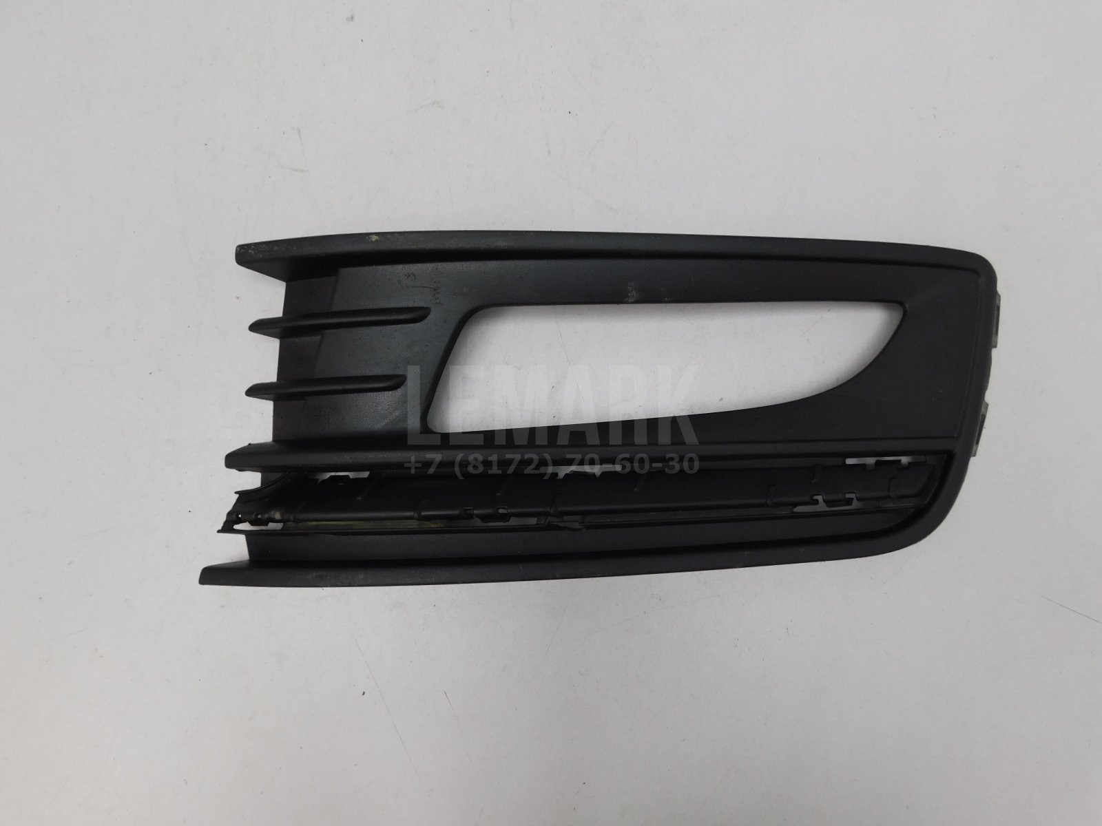 Решетка в бампер левая Volkswagen Polo Sedan 2011-2020 6RU853665F