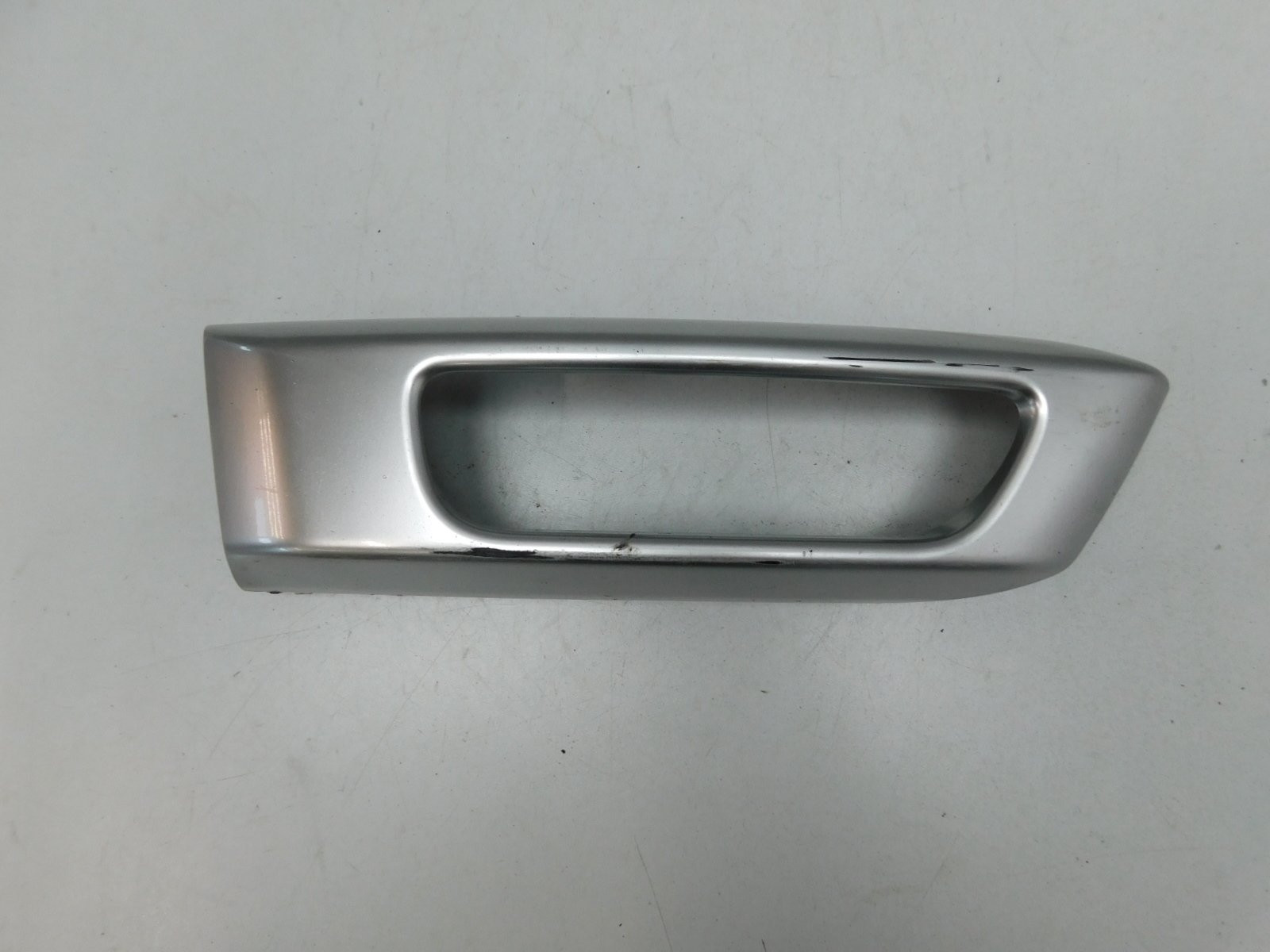 Решетка в бампер правая Land Rover Range Rover Sport 2013>