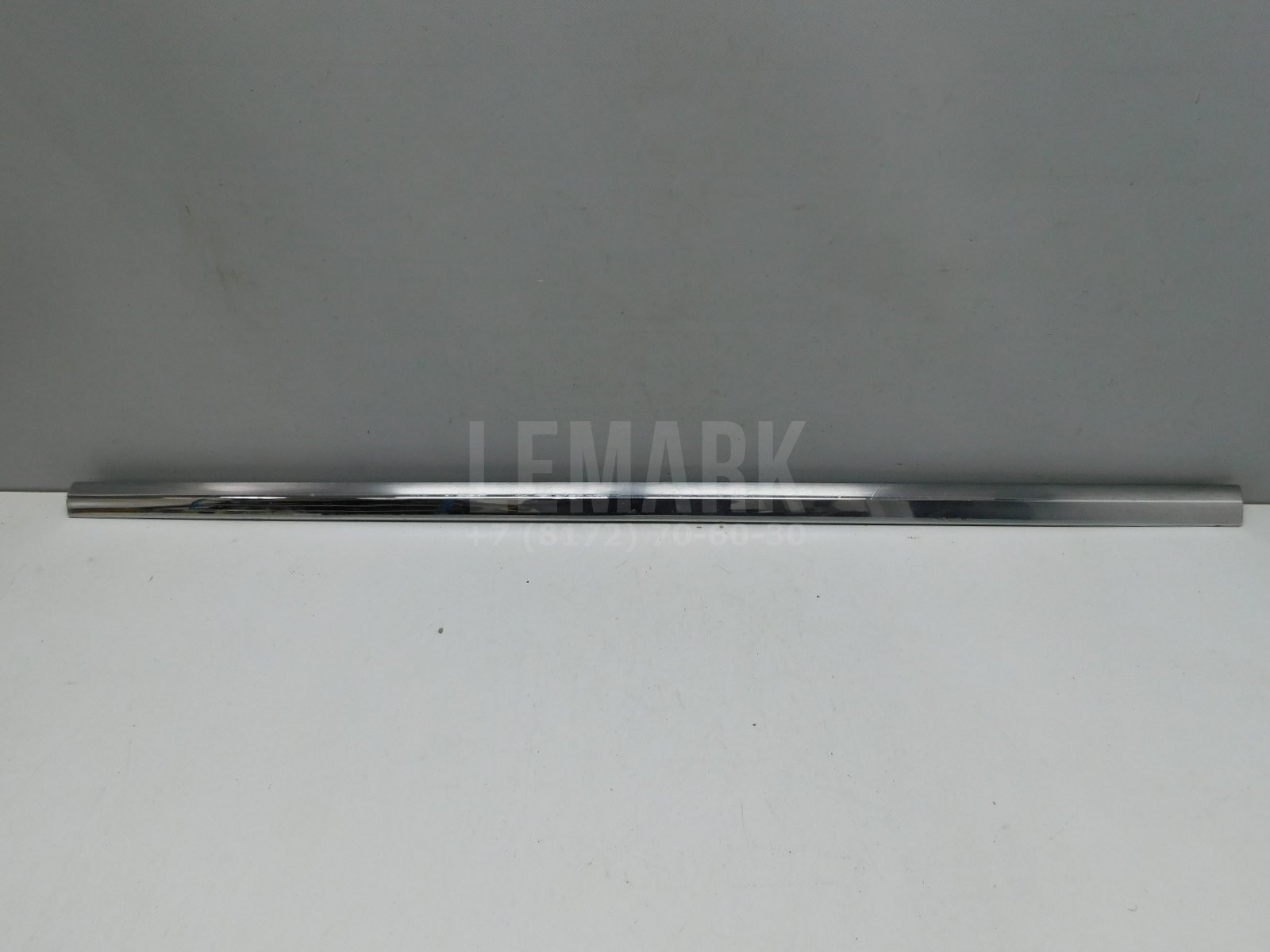 Молдинг двери передней правой BMW 7-серия G11/G12 2014> 51137364352